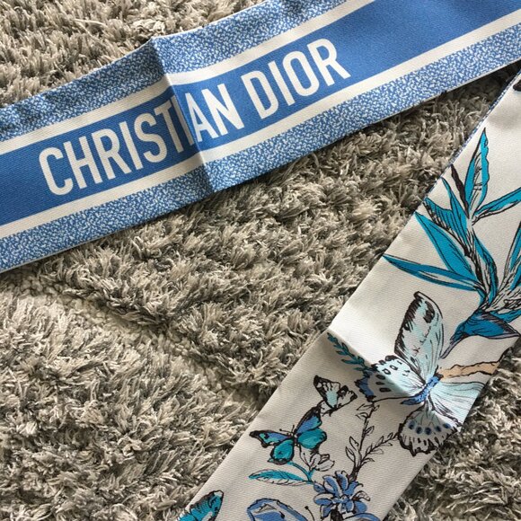 Christian Dior Silk Floral White and Blue Twilly - Picture 2 of 3